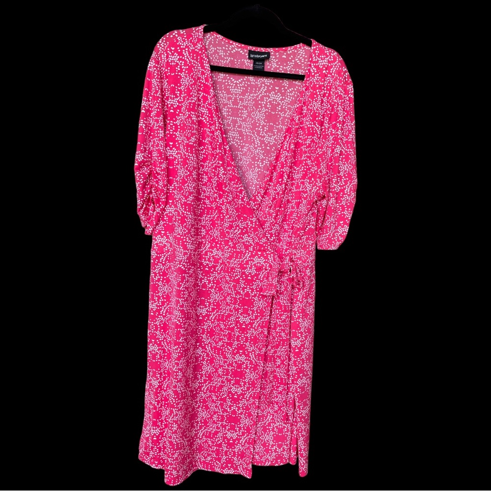 Lane Bryant Wrap Dress Womens Size 22/24 Flowy Pink Dot Ruched Short Sleeve